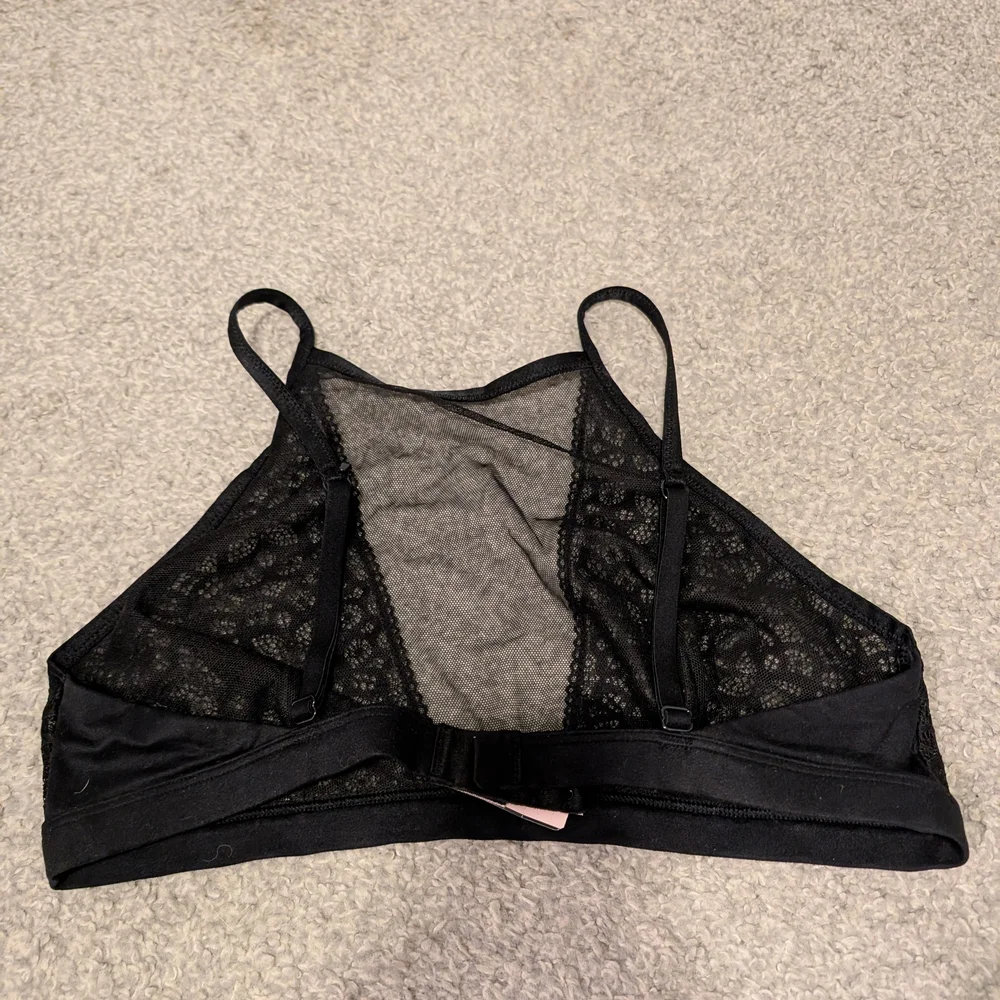 Victoria's Secret Black Lace High-Neck Bralette - Picture 3 of 5